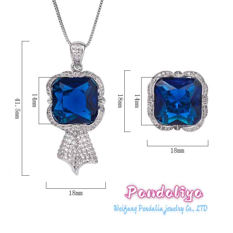 Sapphire set: The perfect combination of princess cut and butterfly bow, showcasing elegant and magnificent style, leading the fashion trend.