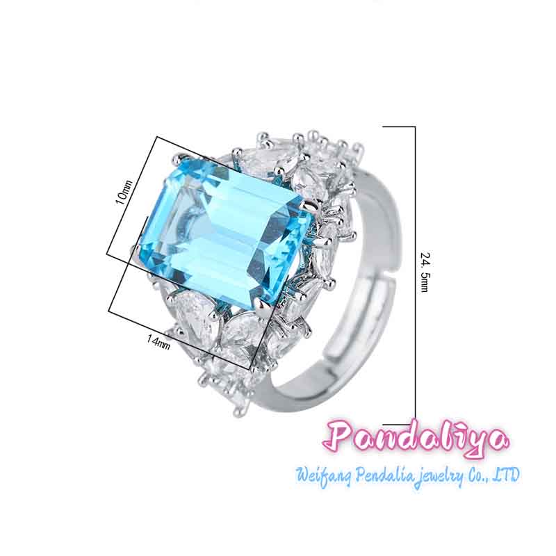 Simulated topaz vintage sparkling diamond-studded women's ring: Let you dance with stars at your fingertips