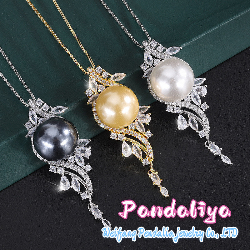 Pearl necklace, exquisite design, full of fashion sense, radiates charming brilliance, making you a fashionista!