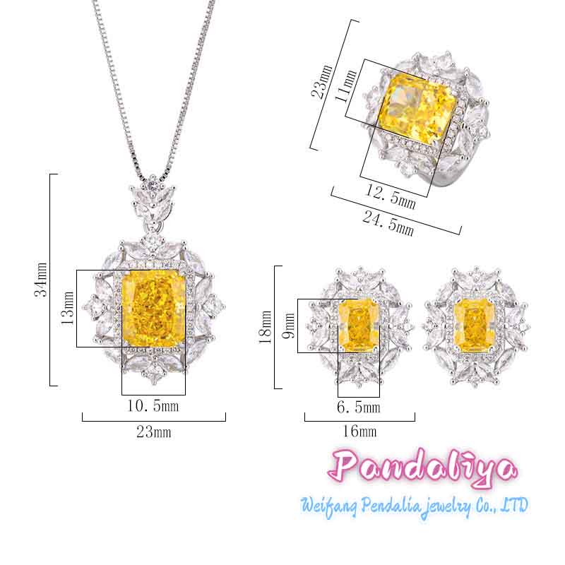 Classic design yellow diamond set, precious and rare, presenting a noble treat, showcasing your exquisite taste!