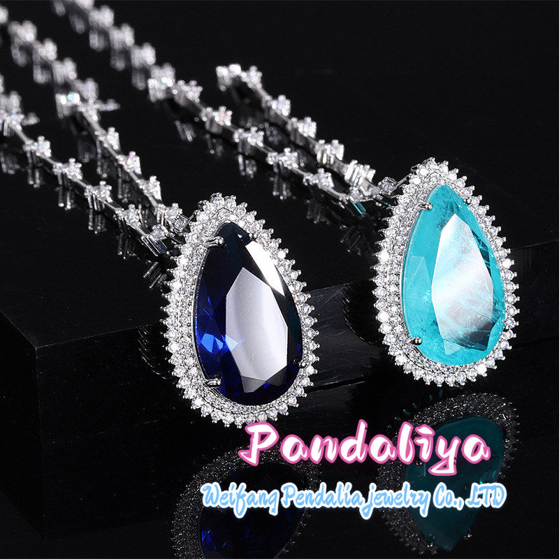 Classic Large Droplet Necklace: Exquisite design, magnificent brilliance, showcasing your noble temperament, achieving the splendid elegance at the party.