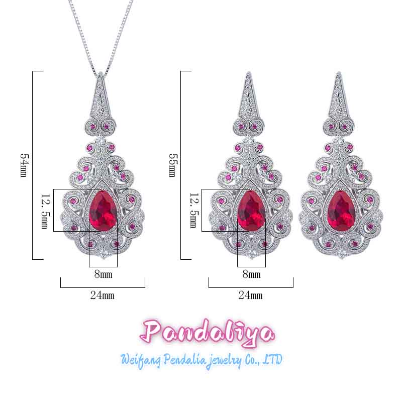 Red Spinel Ensemble, Palace-Inspired Design, Noble and Elegant, Like a Journey Through Time, Seize the Opportunity, and Showcase Your Unique Charm to the Fullest.