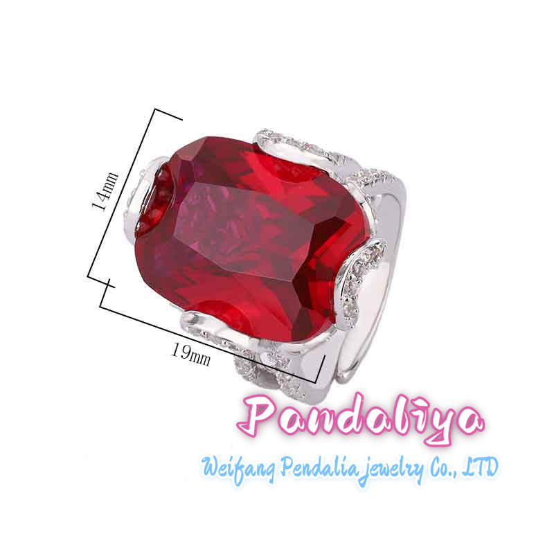 Colored Gemstone Ring: Classic style, light luxury design, showcasing elegant splendor, achieving dazzling beauty of fashion.