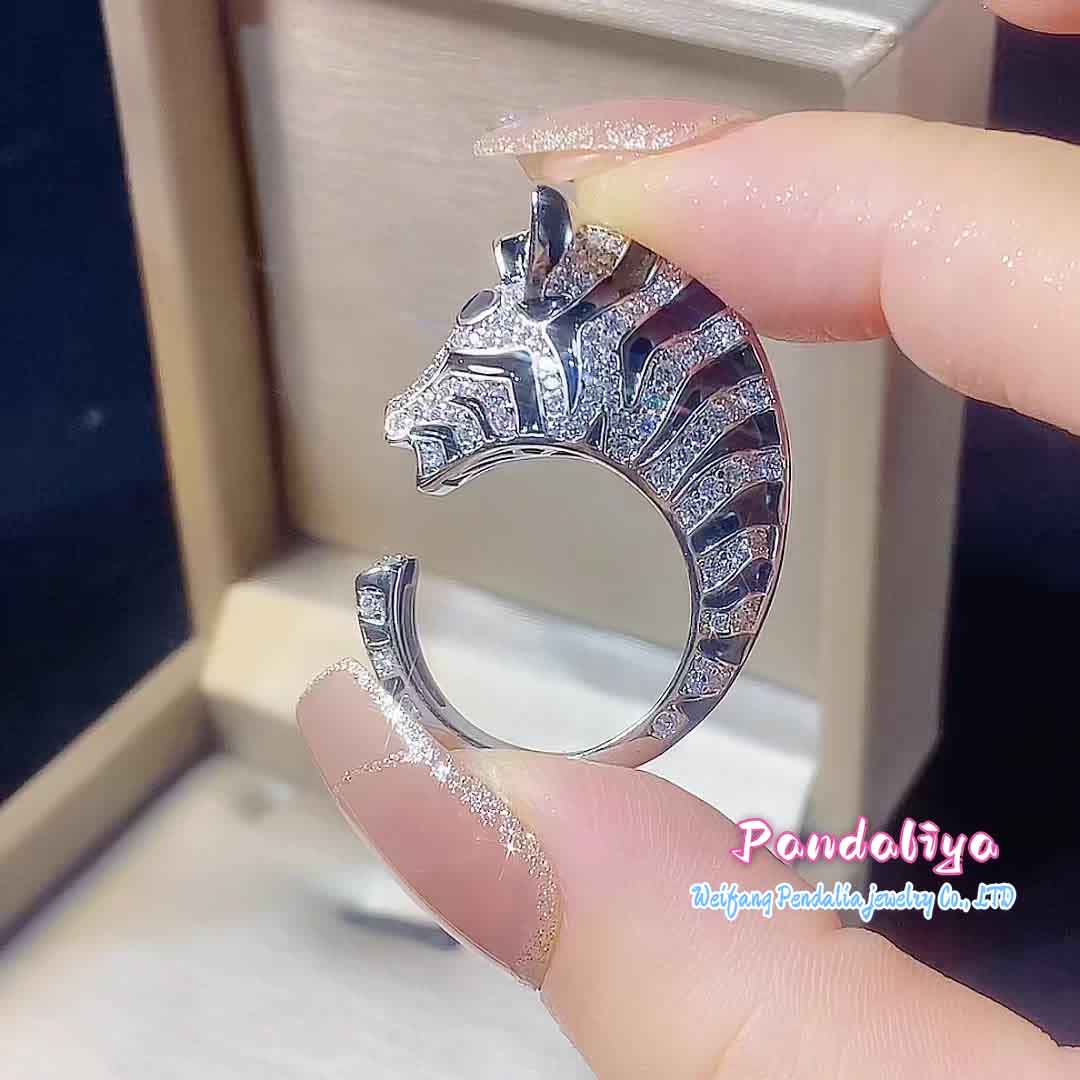 Zebra-shaped Personality Ring! Illuminate Your Unique Charm!