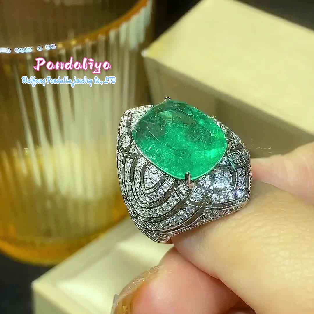 Emerald Ensemble, Luxurious Full-Diamond Design, Exquisitely Carved, Radiant and Stunning, Emitting Enchanting Radiance