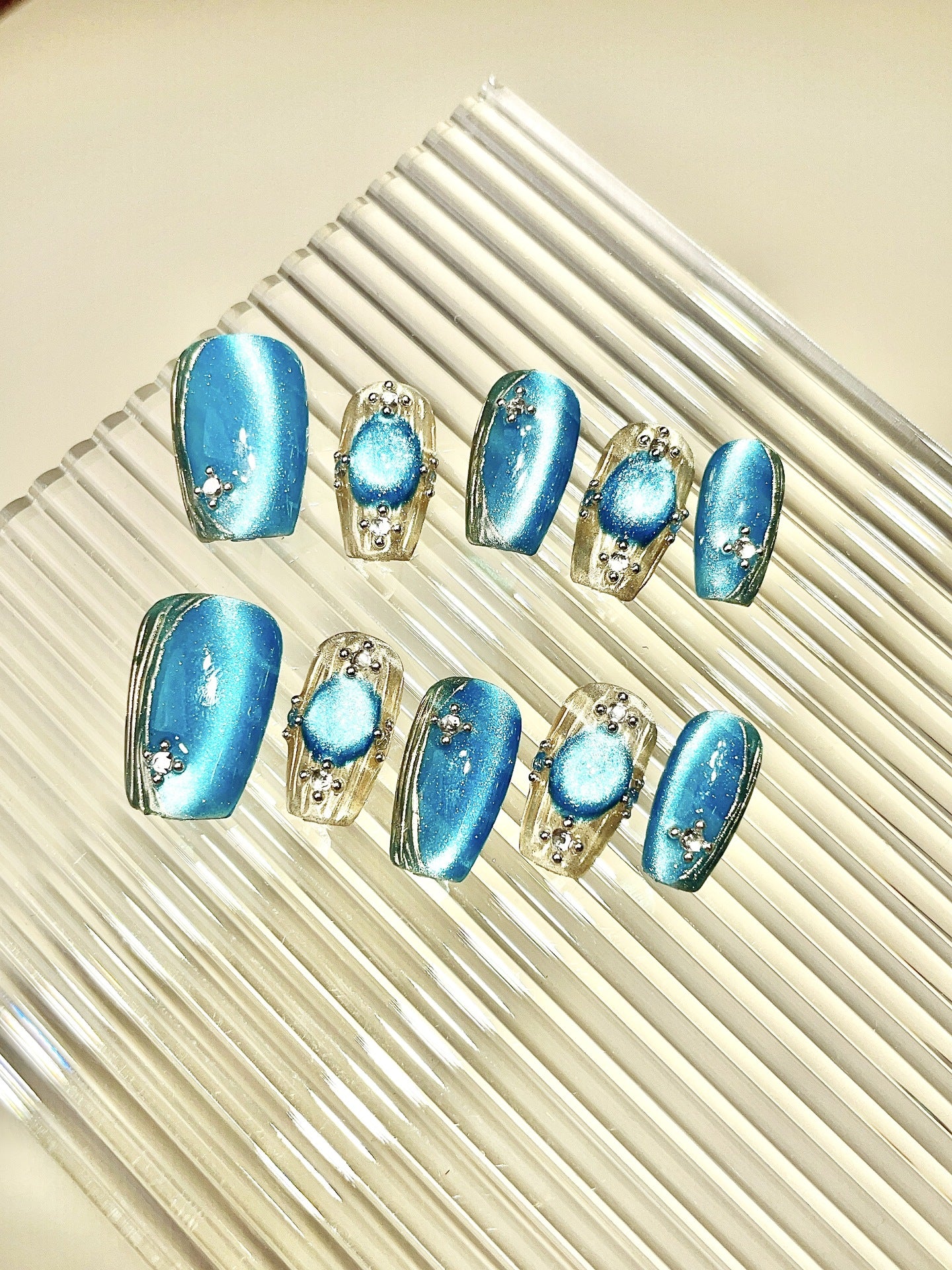 Handcrafted Wearable Nails in Buccellati Style, Blue, Removable Medium-Long Nail Art Stickers.