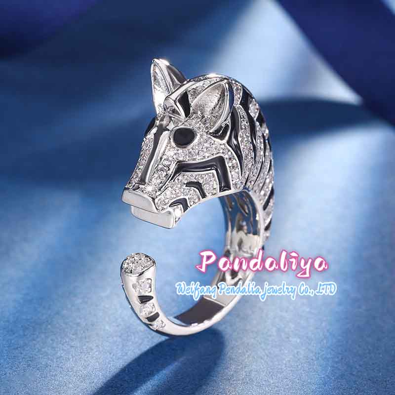 Zebra-shaped Personality Ring! Illuminate Your Unique Charm!