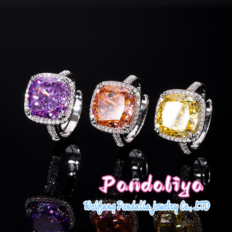 Colorful diamond ring: With a splendid princess-cut design, vibrant and colorful, adorned with natural zircon decorations, it exudes unique taste and showcases fashionable style.