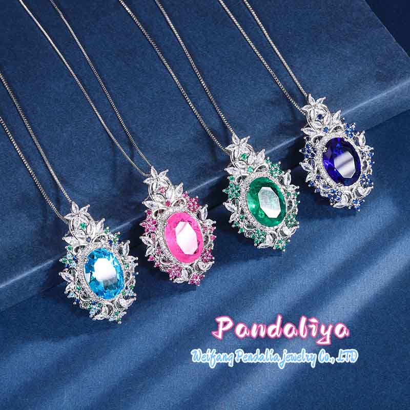 The charm of colored gemstones, choose freely from four different colors, with a design reminiscent of a mysterious garden, exuding a stylish and elegant atmosphere. Come and choose your favorite color!