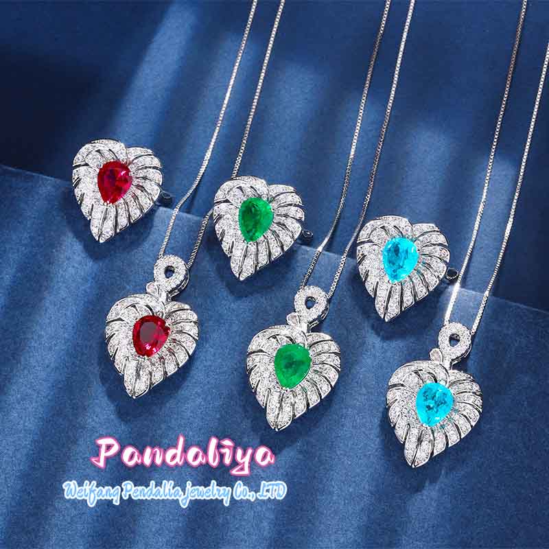 Multicolored Gemstone Set, Exuding Refinement with Delicate Hearts, Available in Three Colors, Radiating Nobility, Enhancing Your Unique Charm!