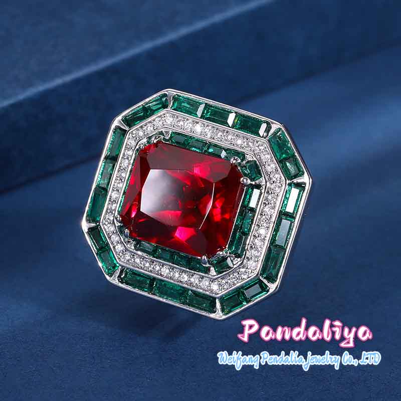 18k gold-plated exquisite ring, complemented by both red garnet and emerald, showcasing a unique design that epitomizes a sense of fashion, exuding charming radiance!