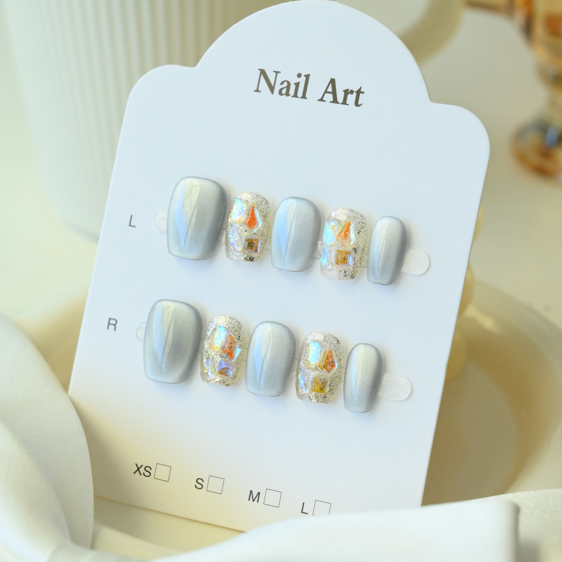 Handcrafted Wearable Silver Diamond-Studded Nails, Cat-Eye Removable Short Nail Art Stickers