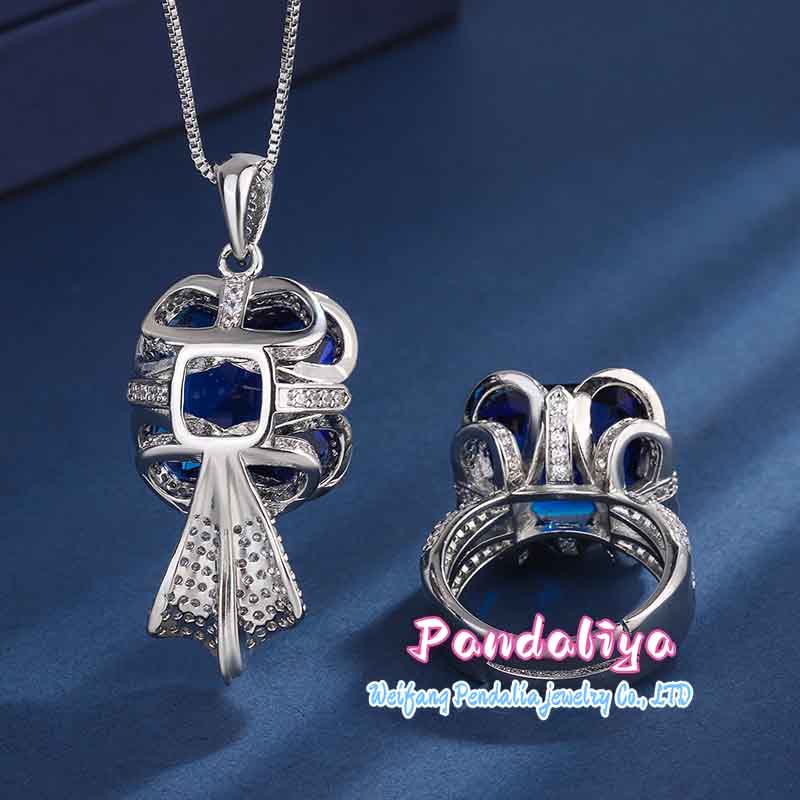 Sapphire set: The perfect combination of princess cut and butterfly bow, showcasing elegant and magnificent style, leading the fashion trend.