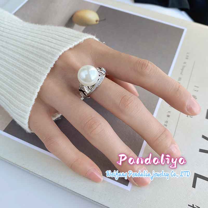 Exquisite 12mm Pearl Ring: Comfortable to Wear, Radiant in Elegance, Embodies Confidence and Charm.