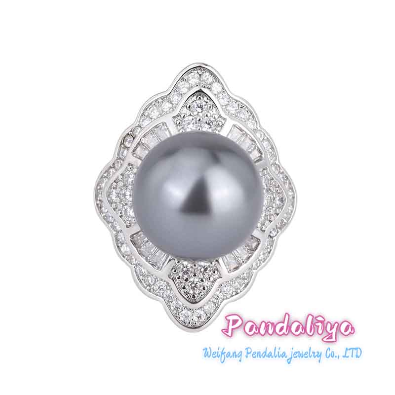 New Pearl Ring, Set with Diamonds, Full of Elegance, Dreamy and Enchanting, Exudes Charming Charisma, Achieving Unique Style.