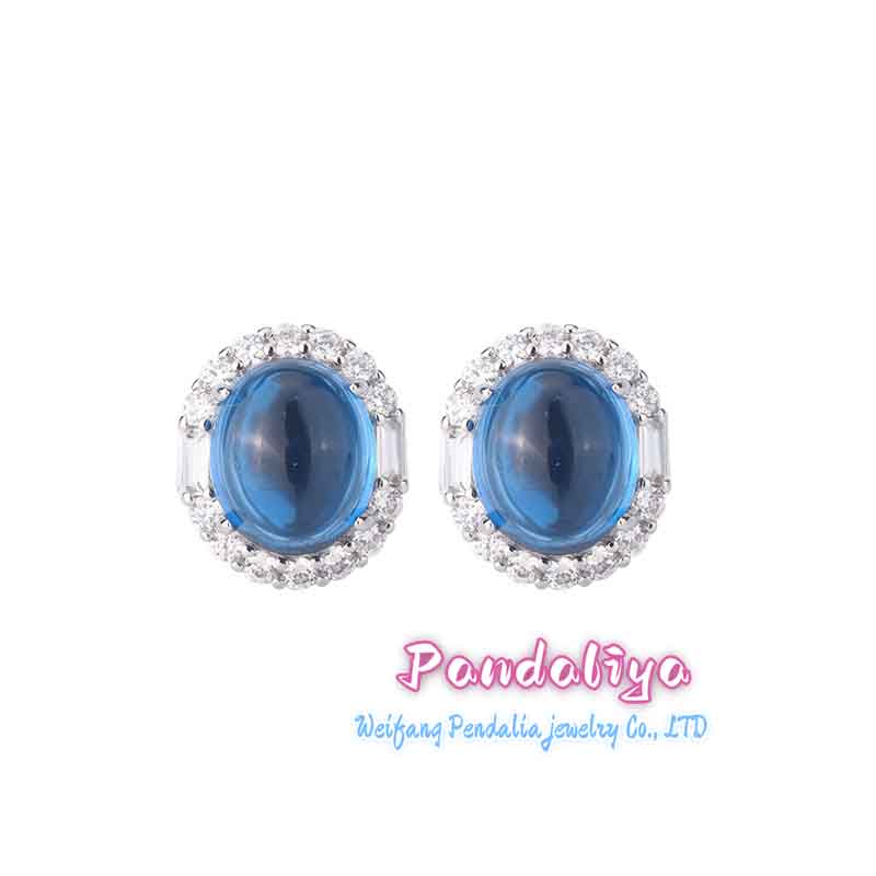 Blue spinel Set, Diamond-Encrusted, Radiates Charm, Exuding Fascinating Allure, Emitting Dazzling Brilliance, Achieving Your Fashionable Choice!