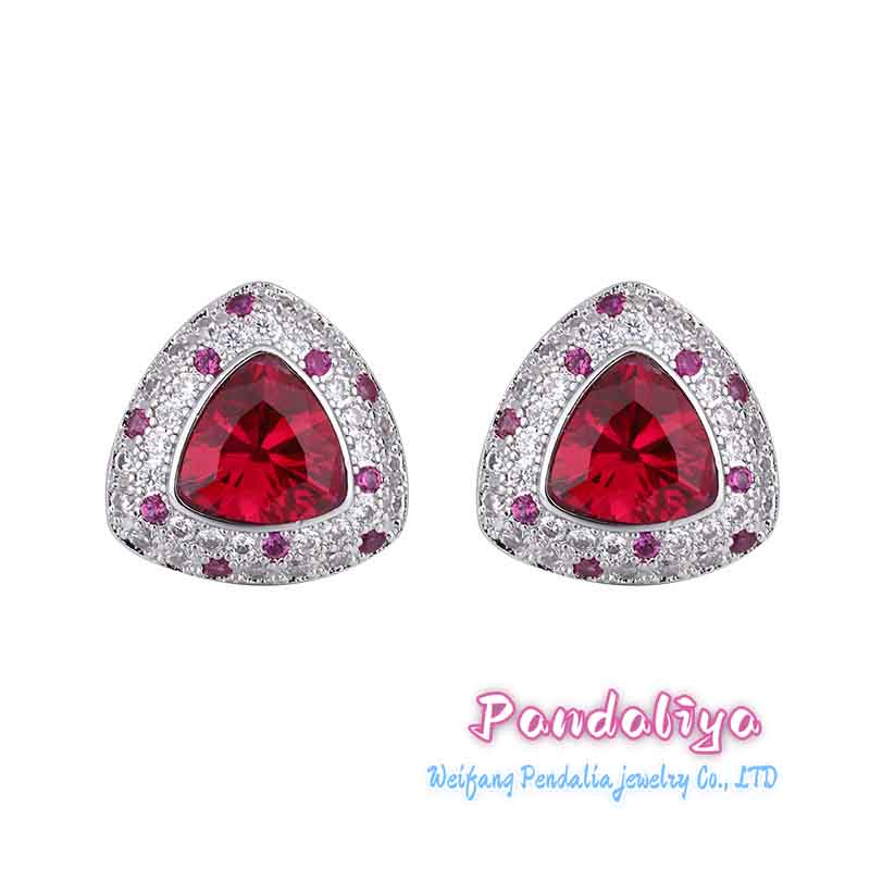 The perfect triangle stud earrings, in passionate red, with classic fat square cuts, beautiful and charming.