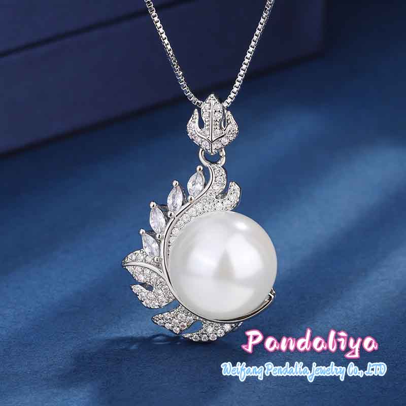 A simple yet unique pearl set, showcasing innovative design for a trendy and chic look, highlighting your individual charm.