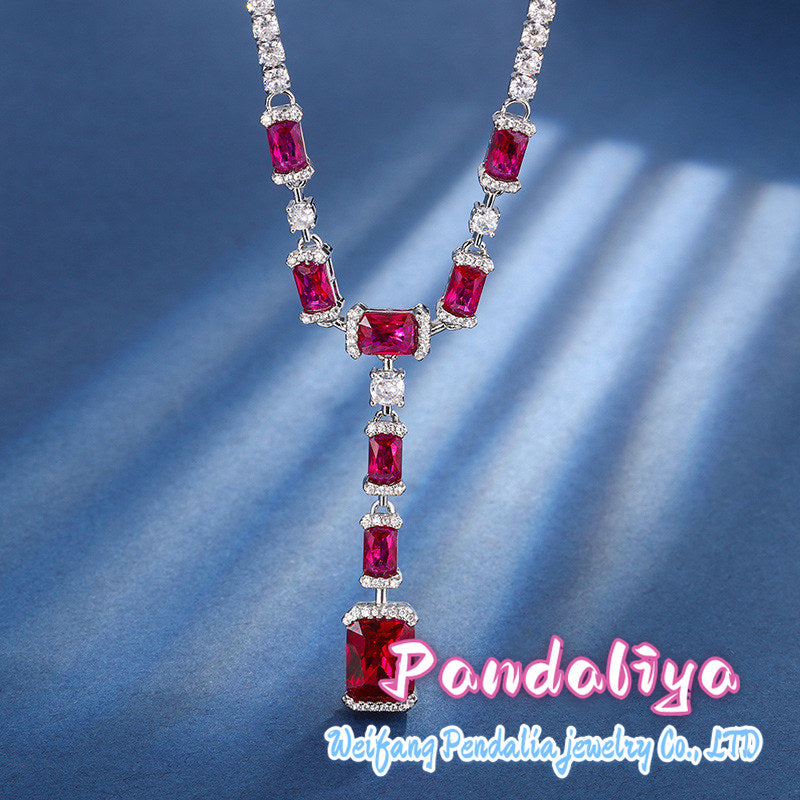 Gemstone Necklace, Exquisite Diamond Setting, Exuding Noble Elegance, Demonstrating Exceptional Taste and Prestigious Identity!