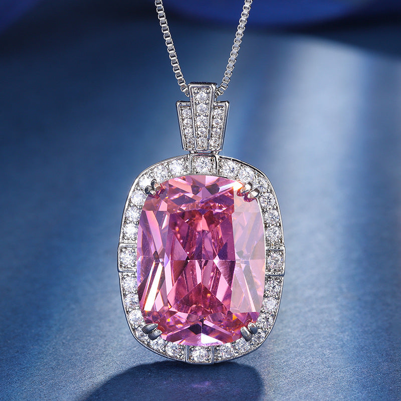 A simulated gemstone necklace with a bold square shape, exuding timeless elegance and sophistication.