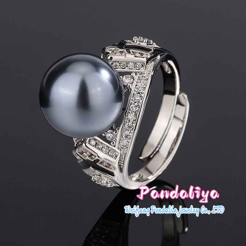 Exquisite 12mm Pearl Ring: Comfortable to Wear, Radiant in Elegance, Embodies Confidence and Charm.