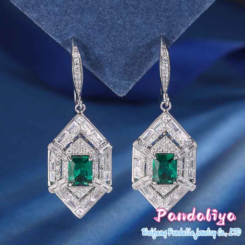 Emerald Set: Crafted with Precision, Encrusted with Diamonds, Sparkling Brilliance Throughout.