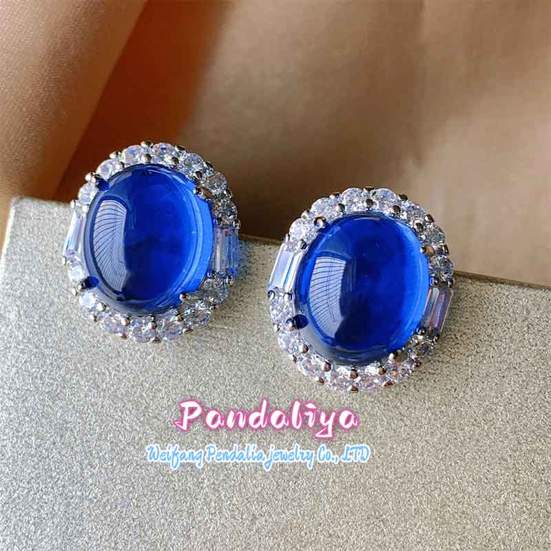 Blue spinel Set, Diamond-Encrusted, Radiates Charm, Exuding Fascinating Allure, Emitting Dazzling Brilliance, Achieving Your Fashionable Choice!