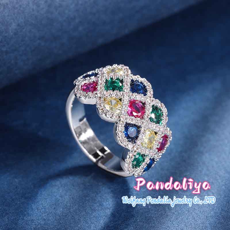 Colorful hues, luxurious 18k gold-plated ring, exuding nobility and elegance, adding a touch of vibrant color to your look!